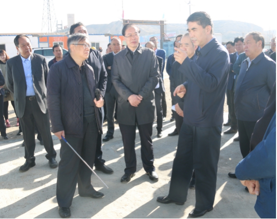 省委副書記、省長王建軍等領(lǐng)導(dǎo)一行視察海東工業(yè)園區(qū)臨空綜合經(jīng)濟(jì)園