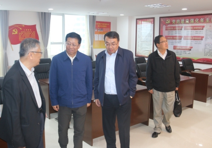青海省副省長、省國資委黨委書記、主任王黎明，蒞臨省物產(chǎn)集團調(diào)研指導工作