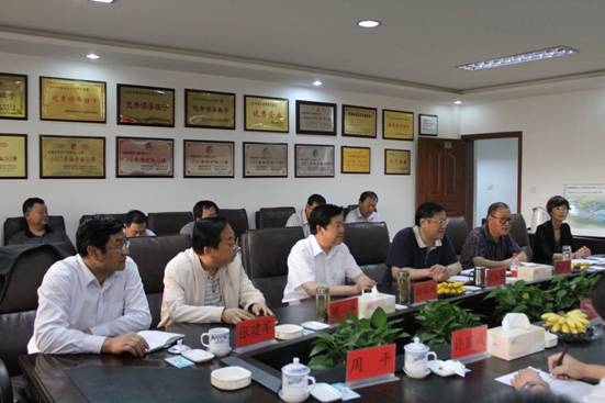 省委常委、副省長駱玉林實地考察物產(chǎn)集團(tuán)&ldquo;雙百&rdquo;行動重點項目